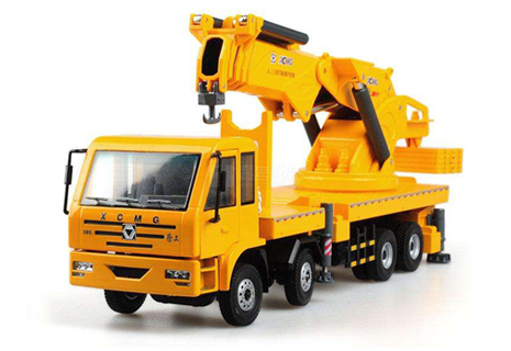 車載式裝載機(jī)起重機(jī)